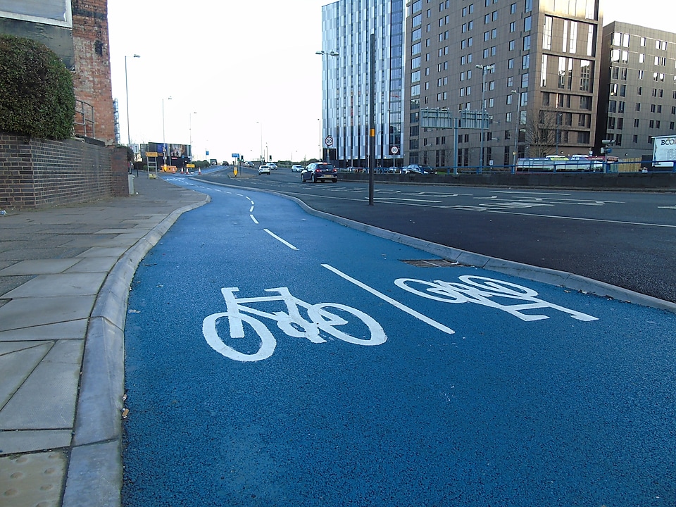 Deux voies bleues pour le vélo
