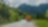 Camion circulant dans la montagne