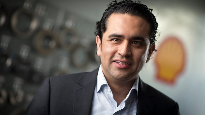 Luis Garcia, Expert de Shell