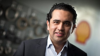 Luis Garcia, Expert de Shell