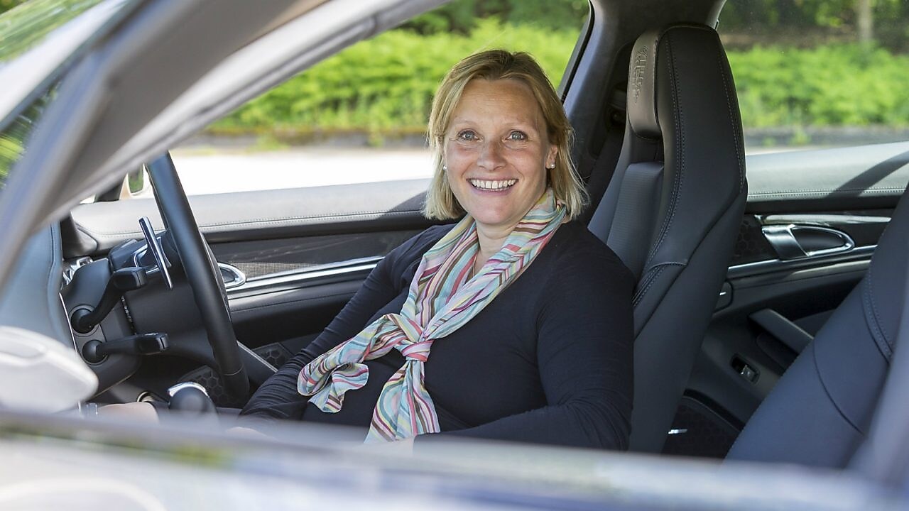 Vicki Butler-Henderson au volant