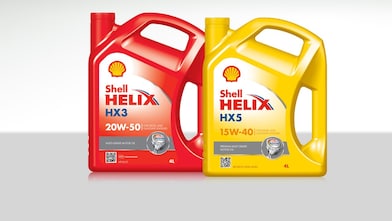 Deux bidons d’huile moteur minérale Shell Helix