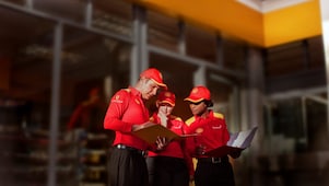 Ancien ou actuel employé, contractant ou subordonné de Shell